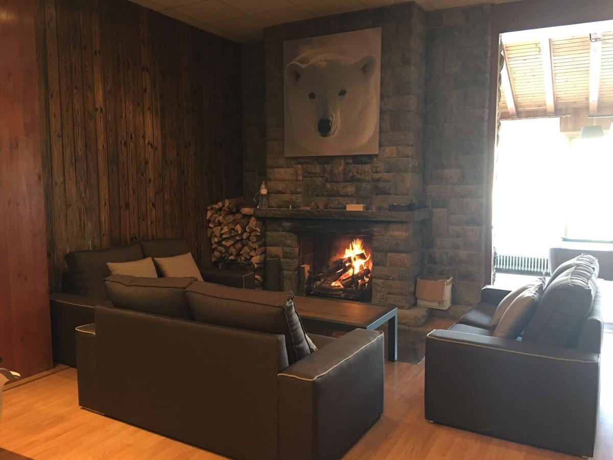 Hotel Bon Repos Bellver De Cerdanya Εξωτερικό φωτογραφία